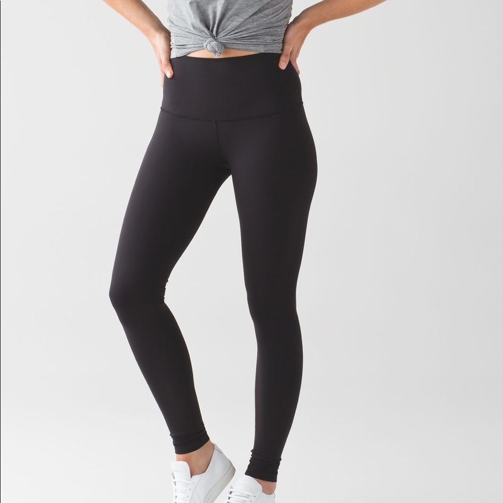 Lululemon wonder under leggings- size 4